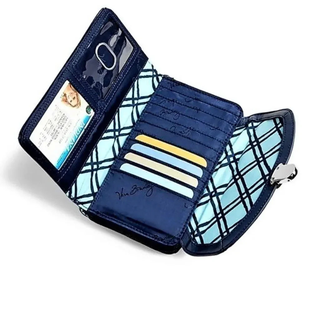NEW Vera Bradley‎ ultimate wristlet in cuban tiles